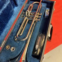Silver Yamaha Trumpet with New Mouthpiece Plays Great $400 Firm