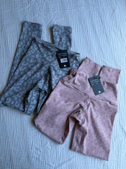 Leggings - brand new - S or XS