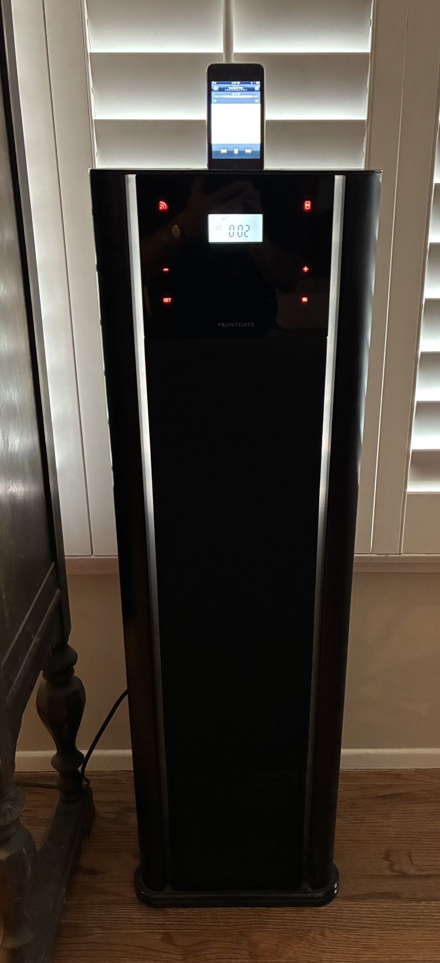 Frontgate 35895 Wireless iPod, iPhone, Bluetooth Tower Speaker