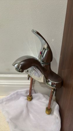 Delta Chrome Bathroom Faucet 