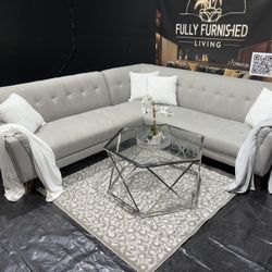 Sectional/couch/sofa,Color:Grey,Size 94x98, delivery Available