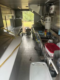 1990 Chevy p30 food truck