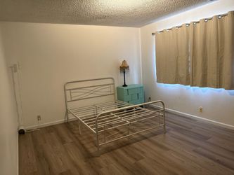 Full size metal bed frame