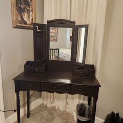 Vanity Table