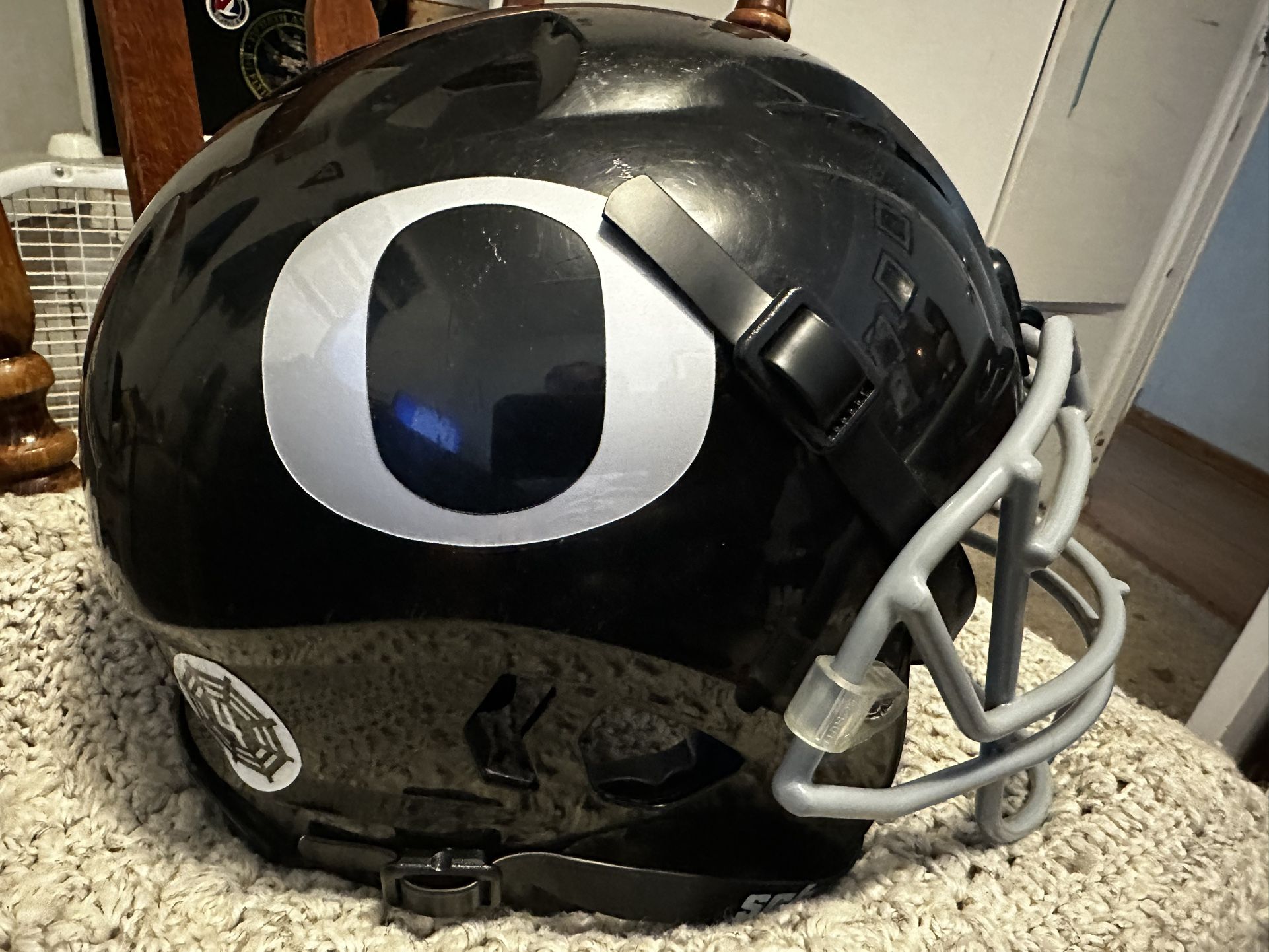 Oregon Ducks Team Issues Full Size Helmet 