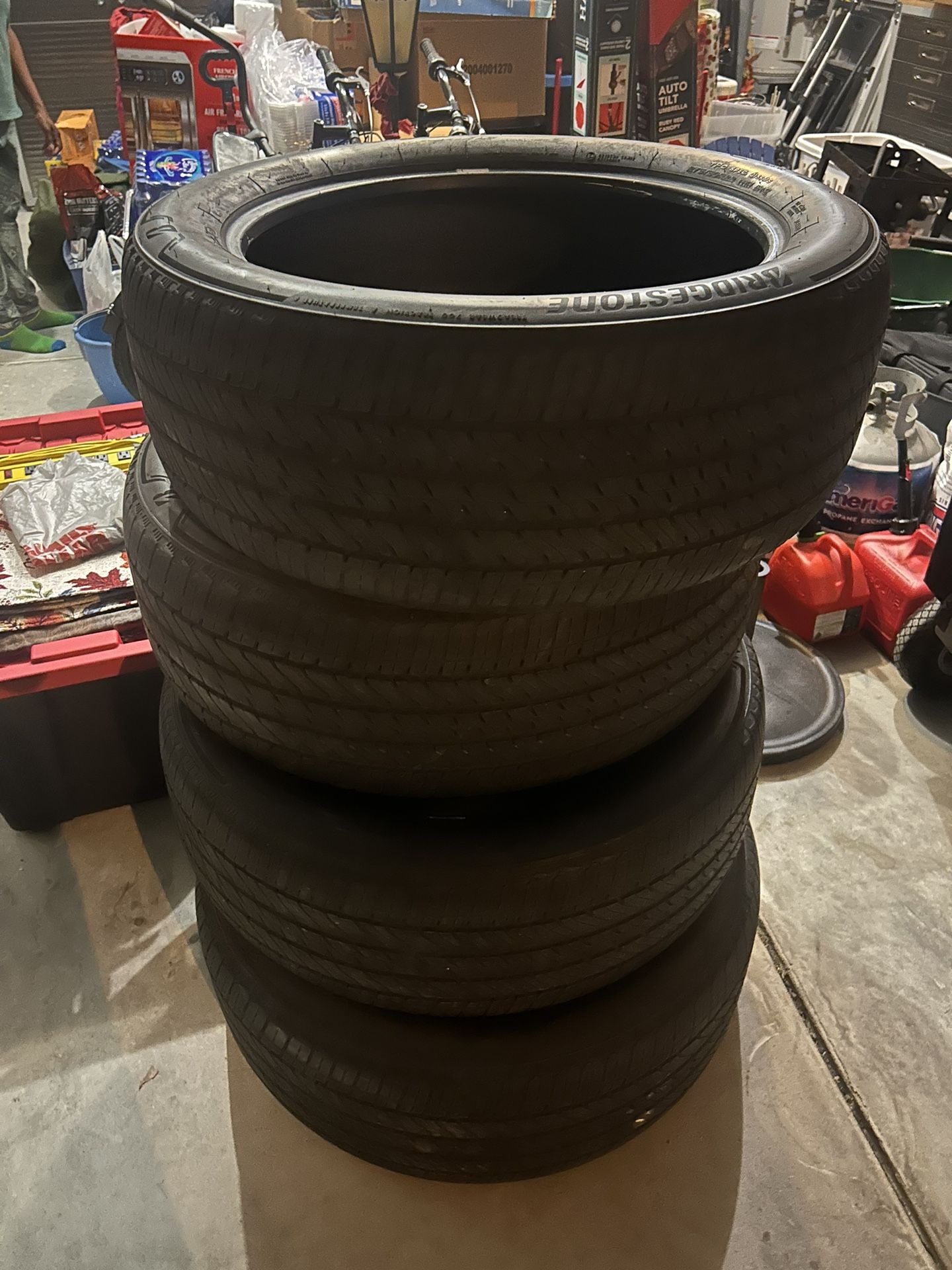 Semi-new Low Profile Truck Tires
