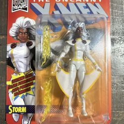 Marvel Legends Storm Figure Retro Package X-Men