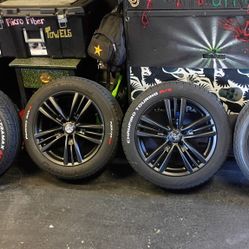 17-in Rims And Tires