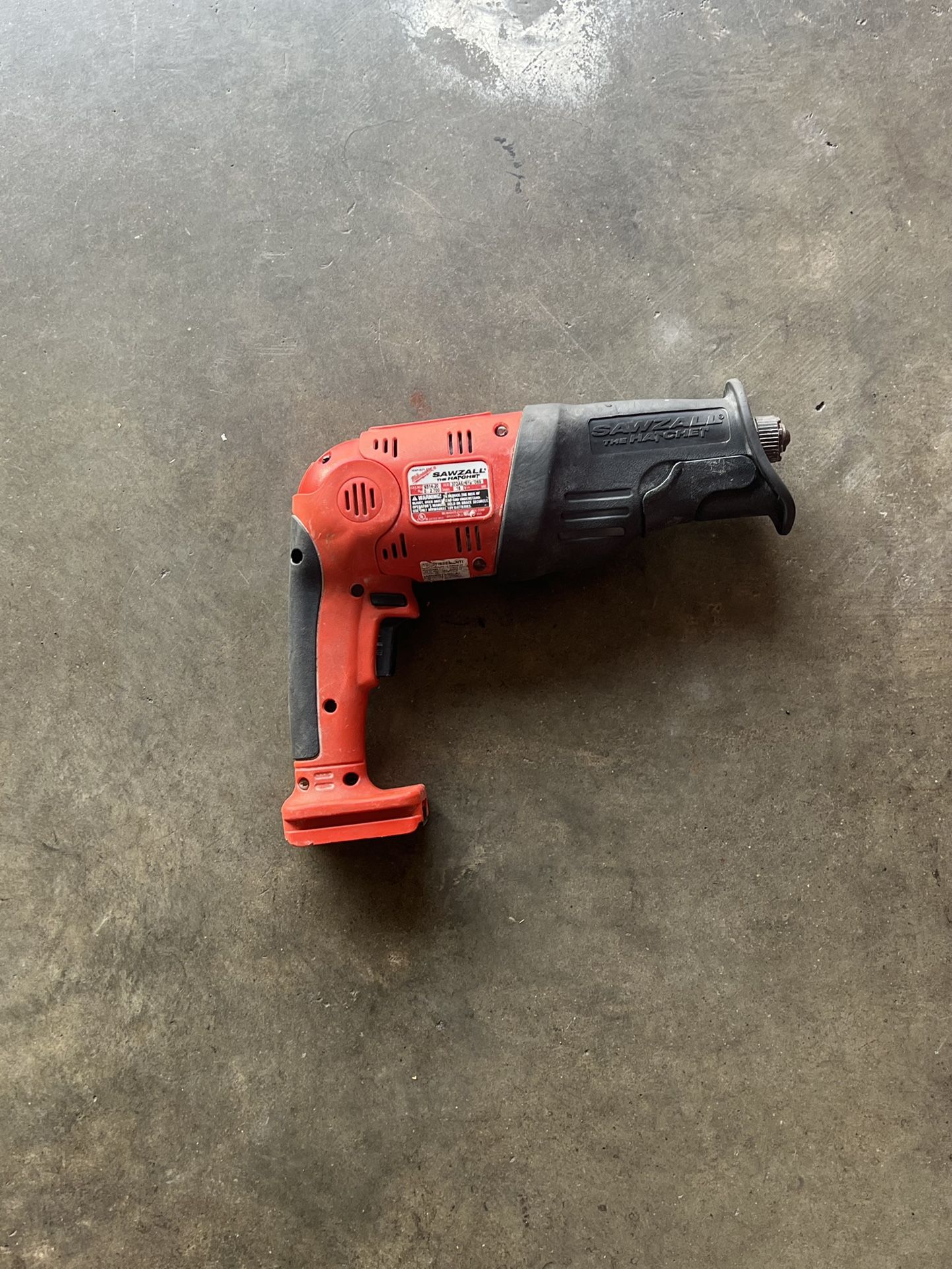 milwaukee sawzall cordless heavy duty hatchet