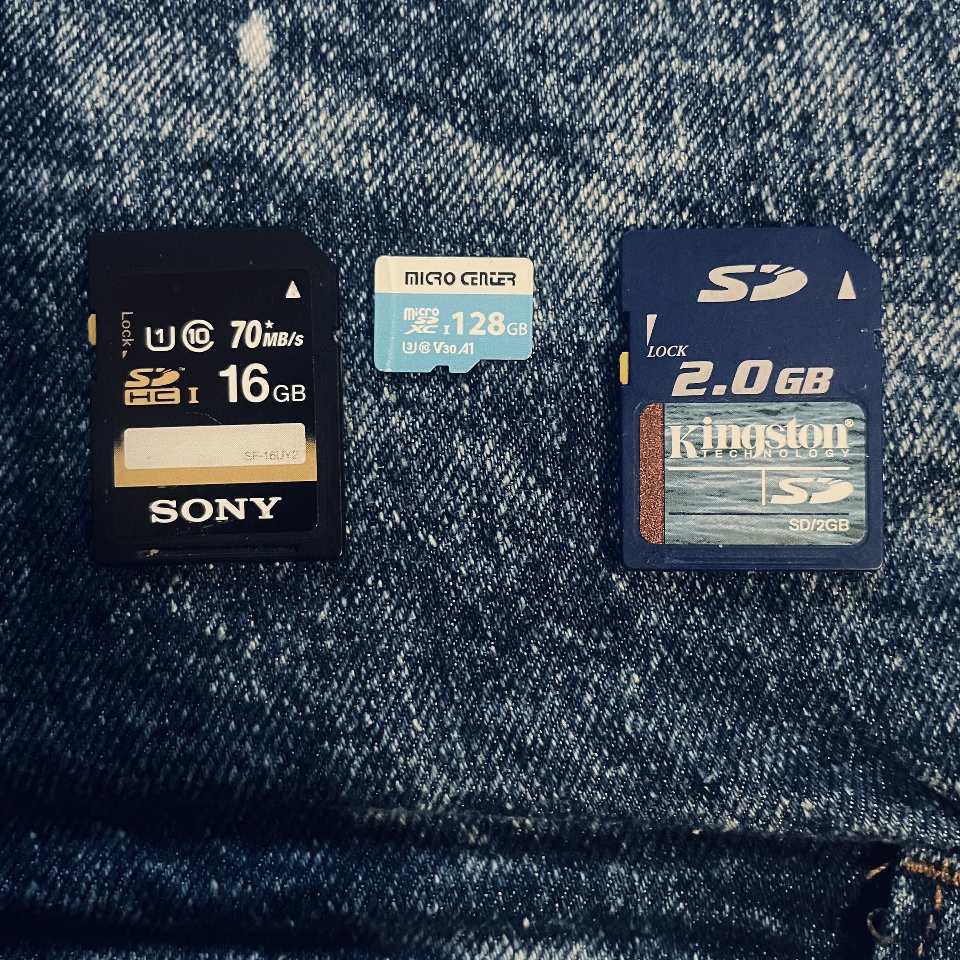 Lot Of 3 SD And Micro SD Cards