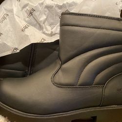 Totes Waterproof Boots. 