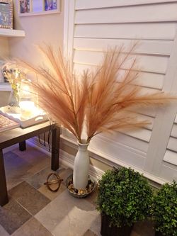 Pampas With Floor Vase