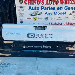 2019-2023  GMC Sierra 1500 Tailgate Oem