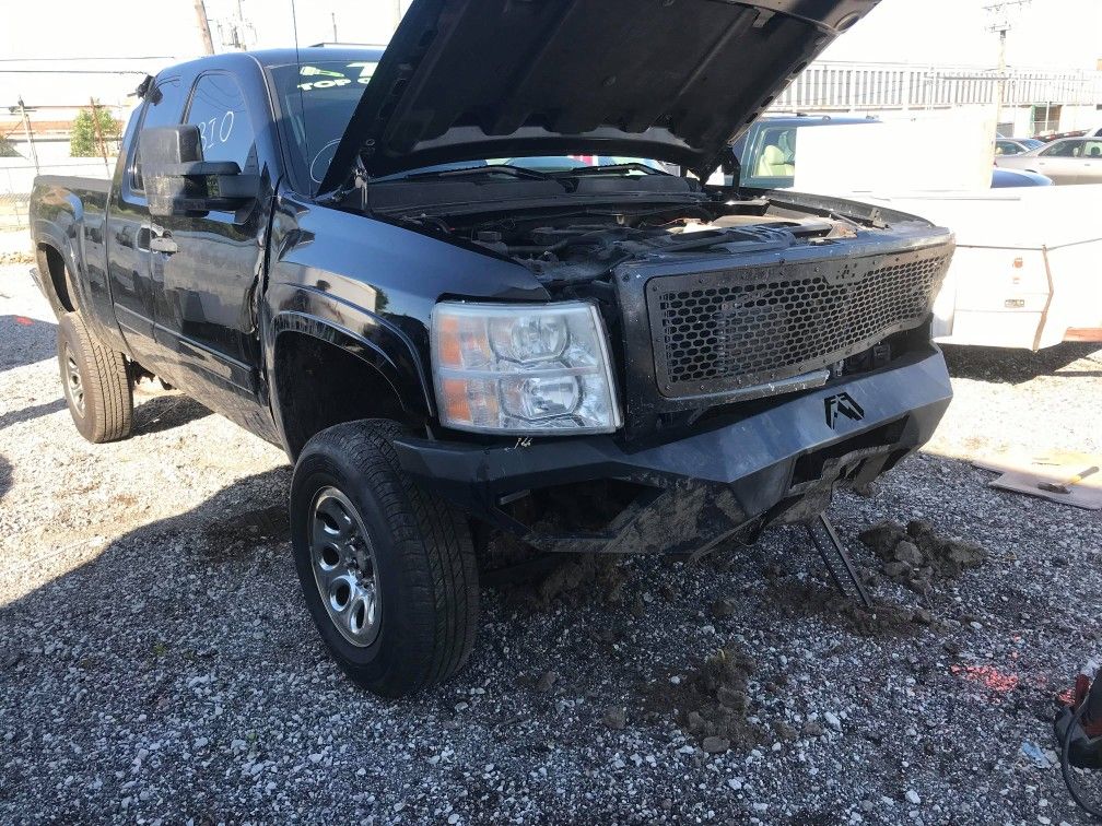 Chevy/Gmc *PART OUTS*