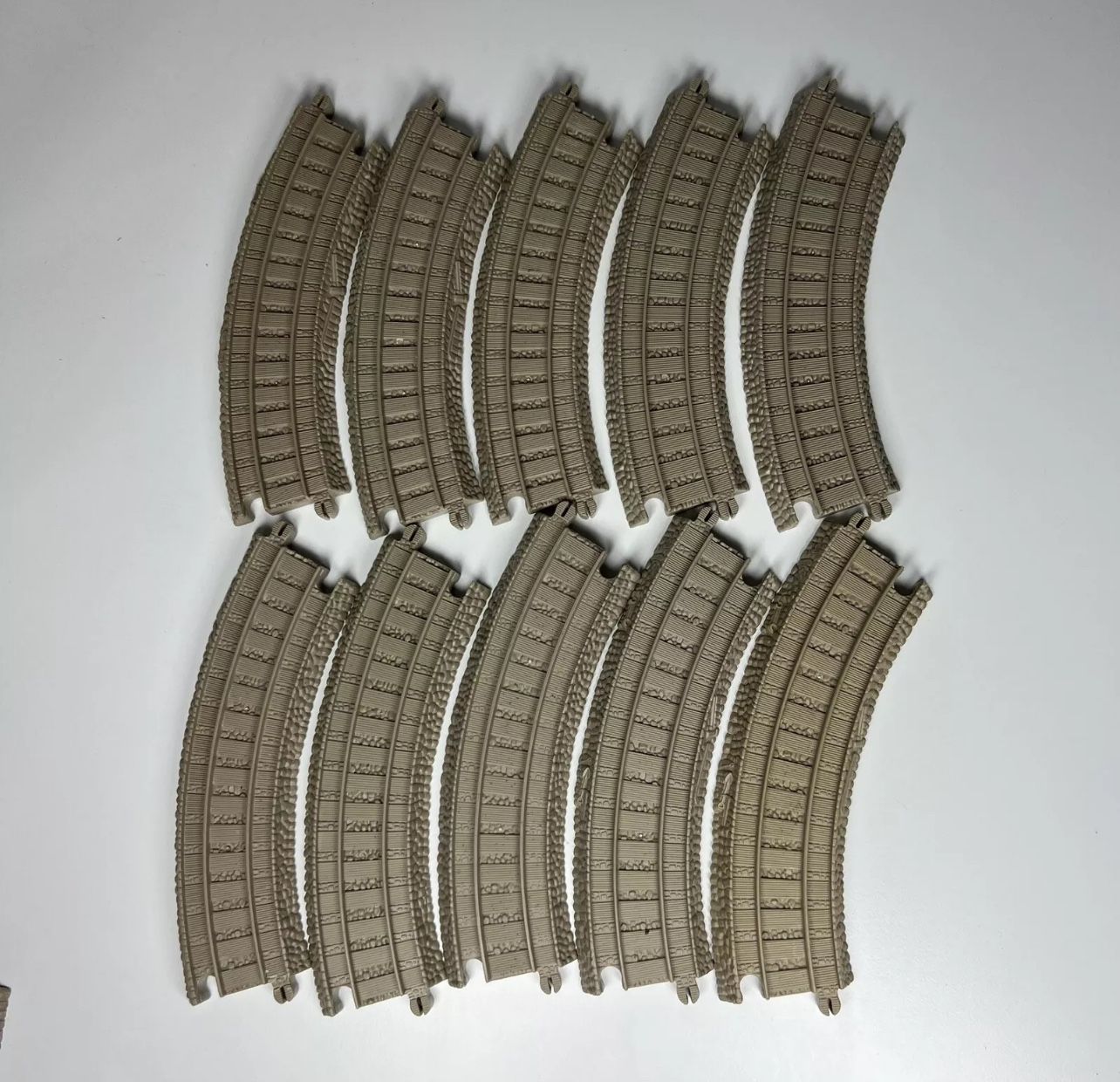 10 Piece Thomas & Friends Trackmaster Train 7” Curve Ballast Track Brown Tan