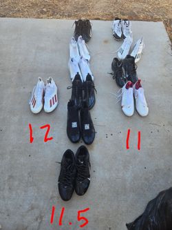 Men's cleats lot