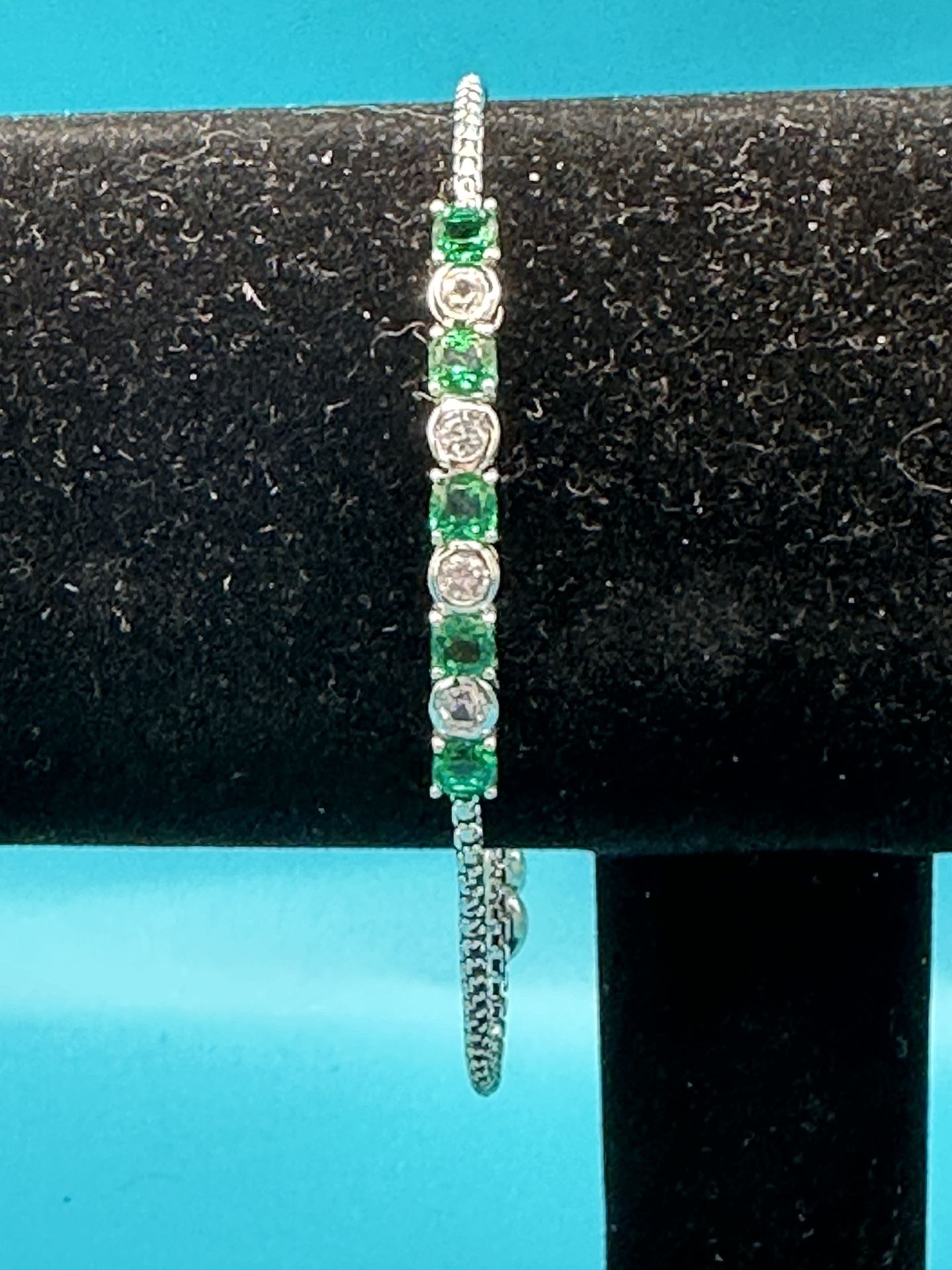 New Rhythm & Muse Emerald And White Sapphire Sterling Silver Bolo Style Bracelets Beautiful Pristine 