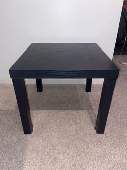 Set of 2 End Tables – Good Condition