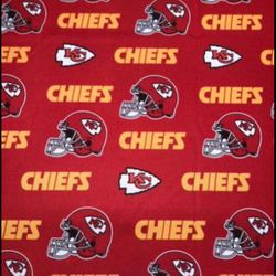 Chiefs Football Pattern Fabric/ Tela De Deportes Football