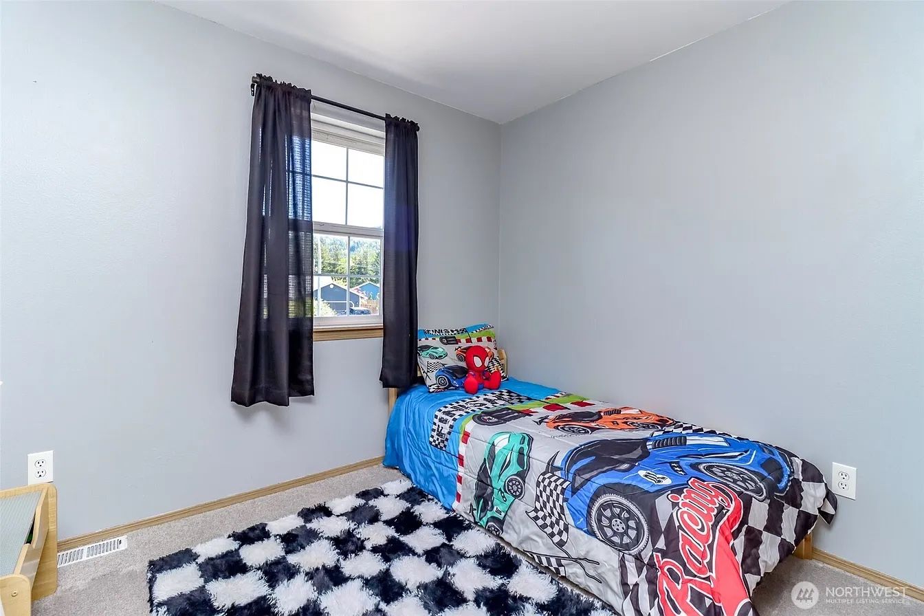 Twin Bed And Mattress/bedding