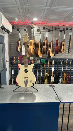 Danelectro Convertible Electric Guitar