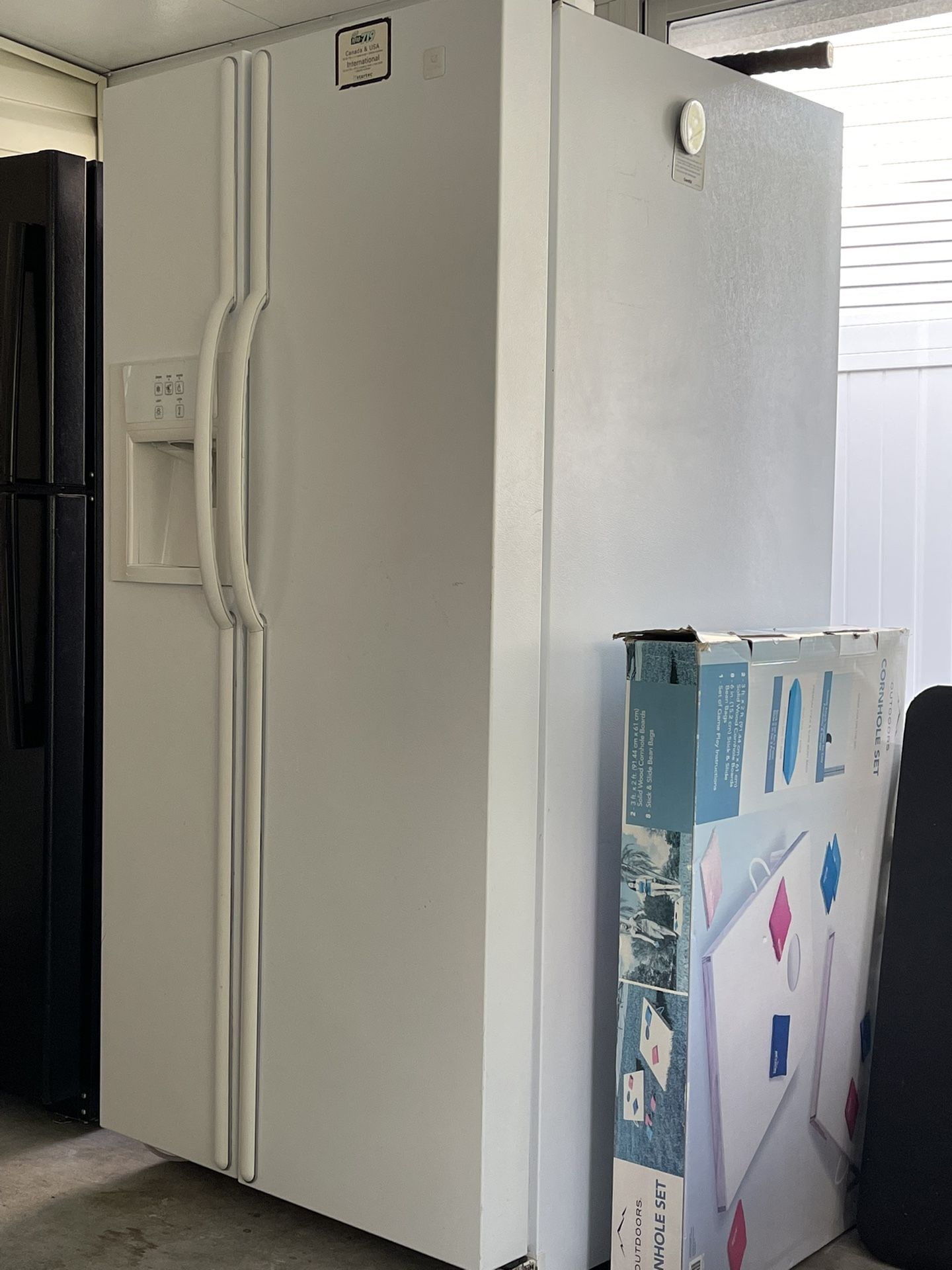Refrigerator