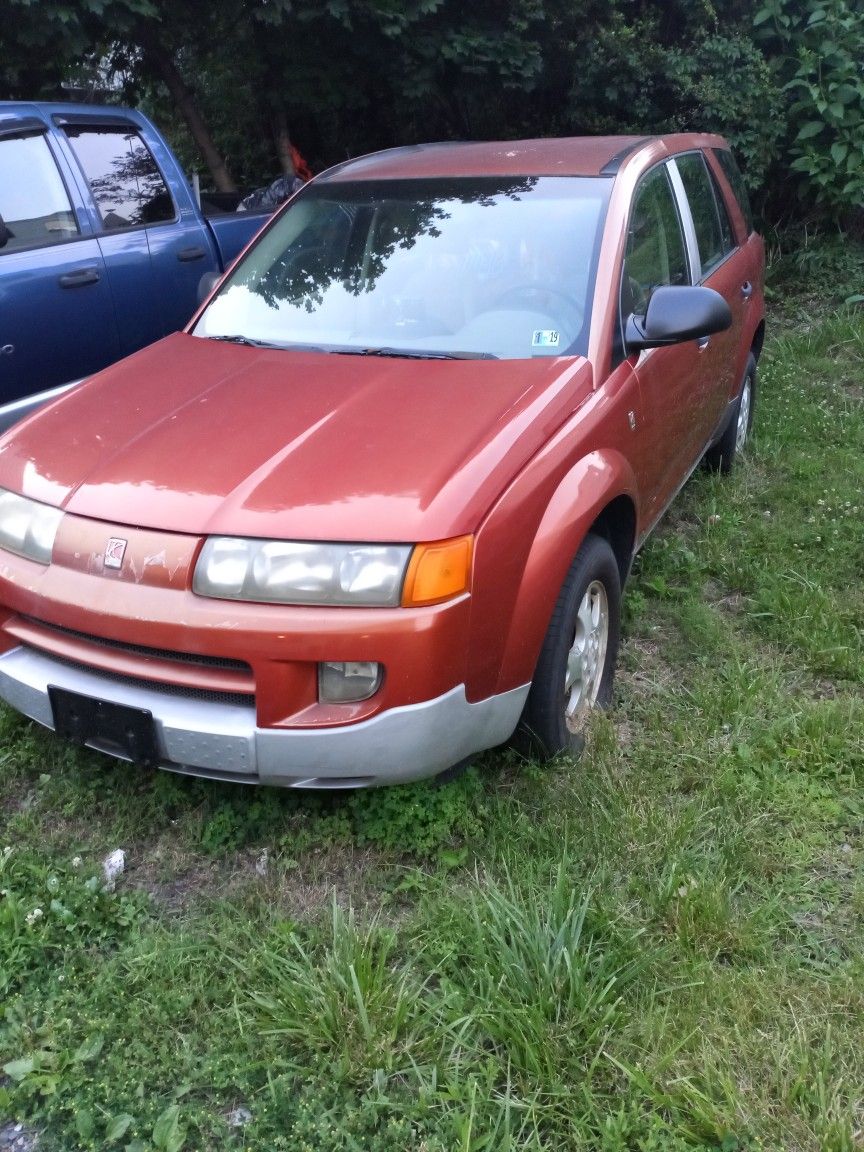 Saturn 2004 Price 800 They Started Is No Good In It