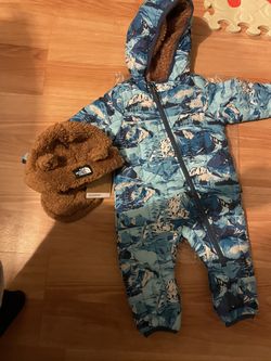 BRAND NEW COAT & HAT 3MONTHS