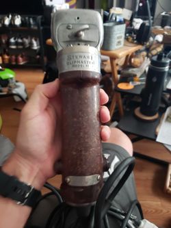 Vintage livestock clippers