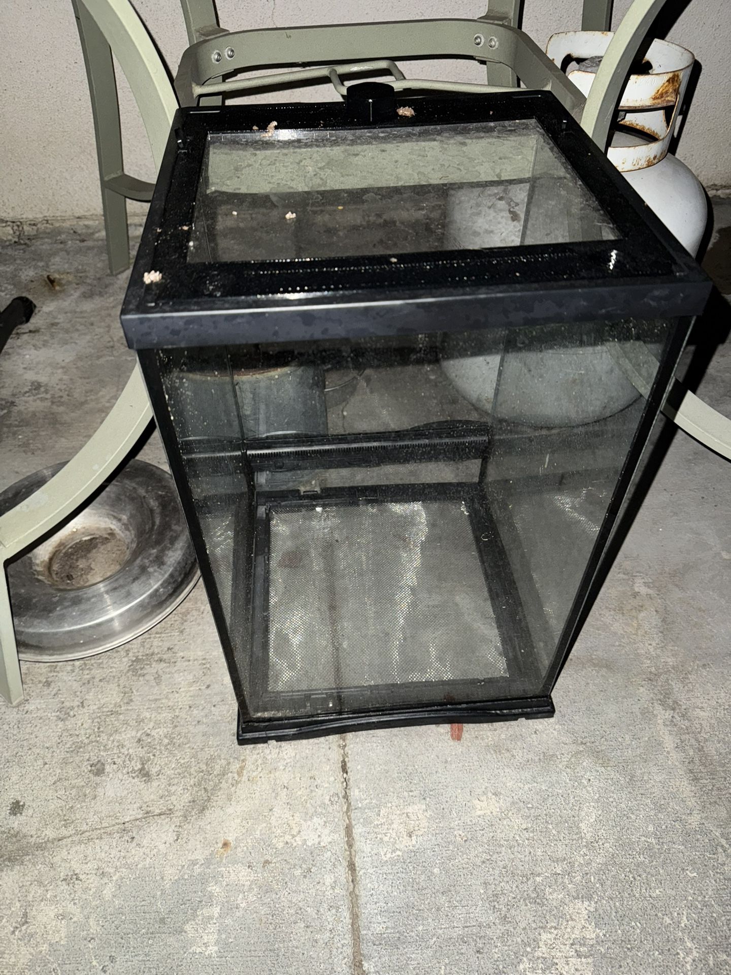 Zoo Med 12x12x18 Terrarium