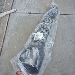 Front Lower Grille Ram