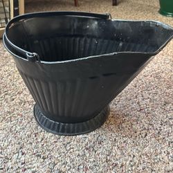 VINTAGE FIRE BUCKET