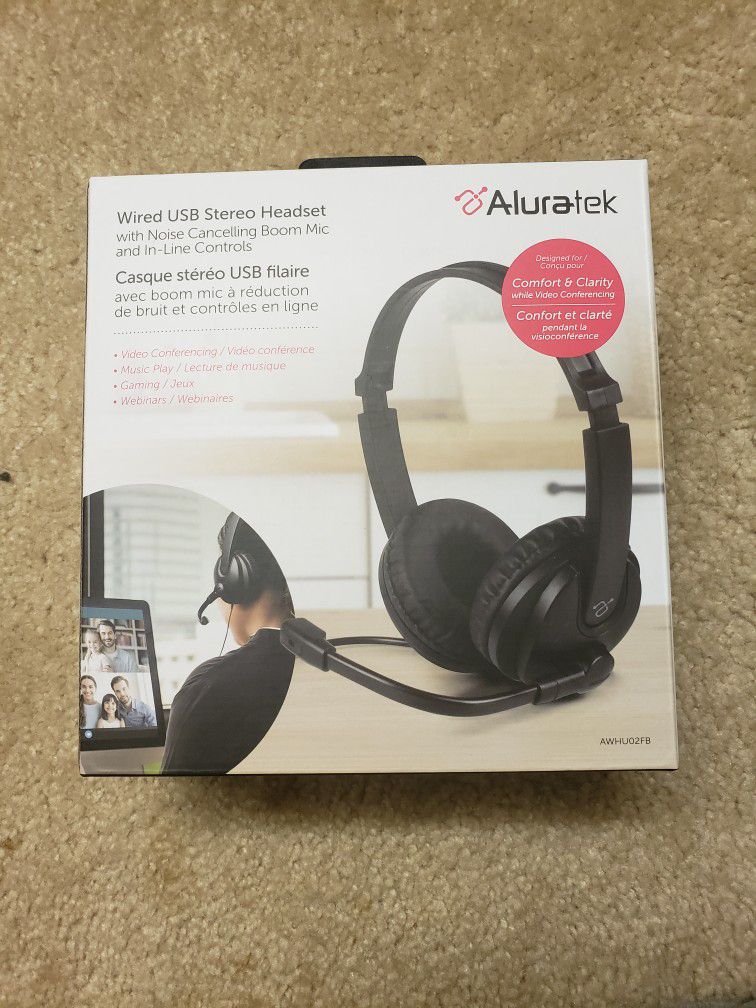 Brand New Sealed Aluratek - Wired USB Stereo Headset with Boom Mic - Black