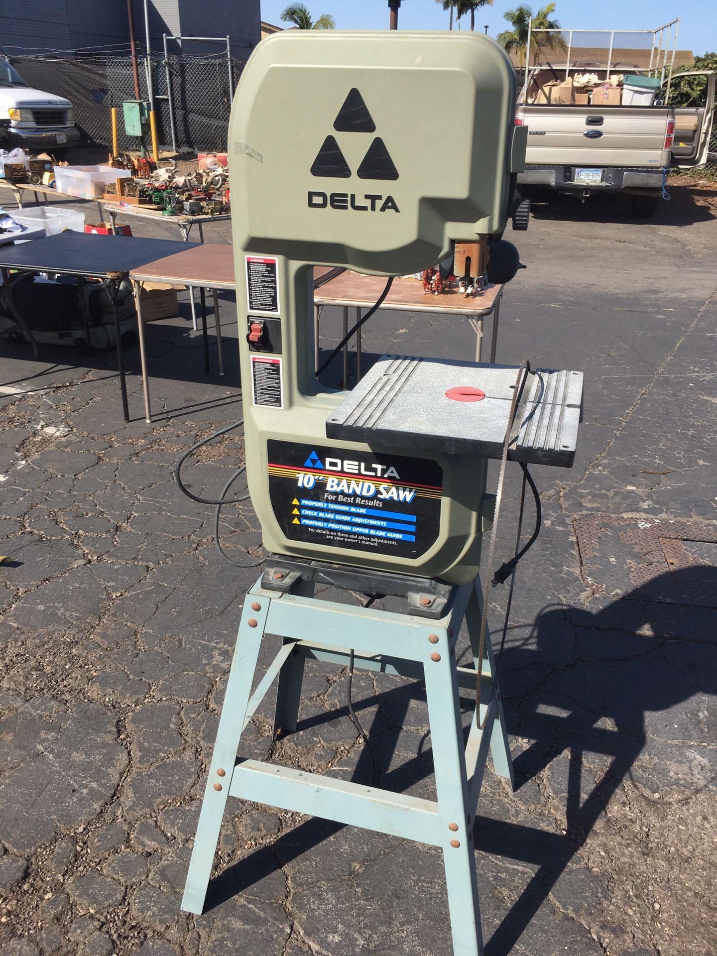 Delta 10” band saw. Needs rubber wheels. $100