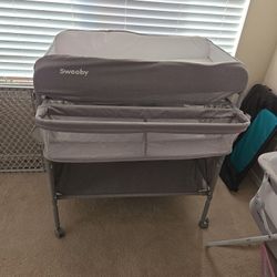 Baby Bassinet And Changing Table Brand New 