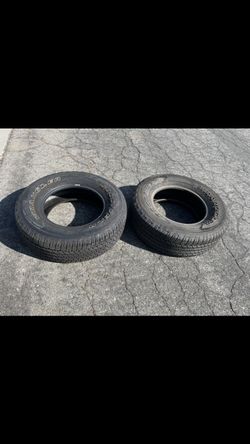 2 - 265/70r17 Goodyear Wrangler Tires 90% Treads !!