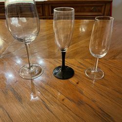 3 Random Non-Matching Wine Glass and Champagne Flutes