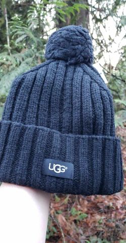 Hat UGG New
