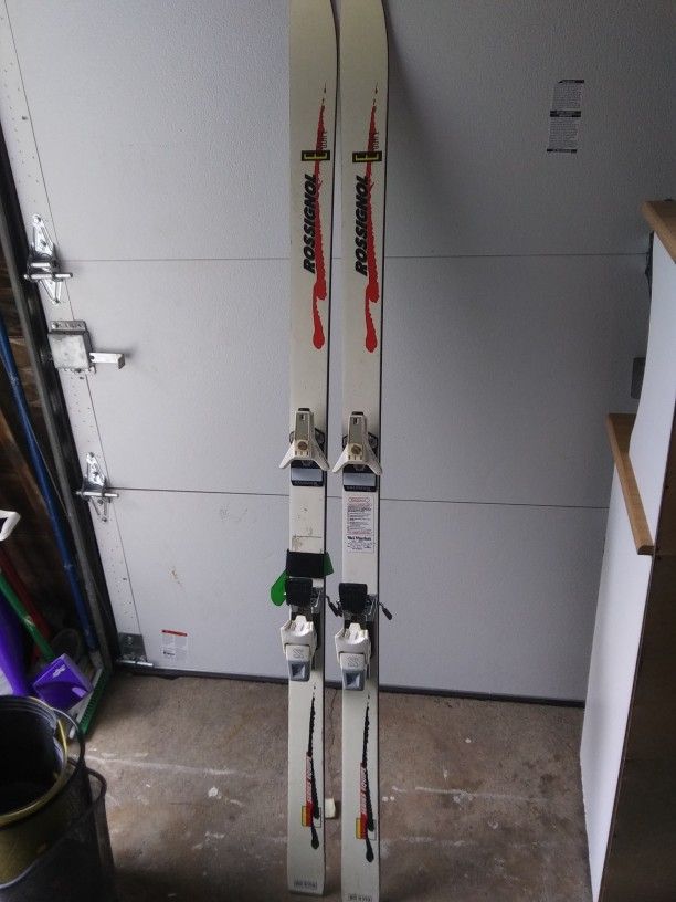 Rossignol Salomon Multi 347 Equipe. Ski