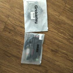 2 Pairs Of Small Cycling Gloves. 