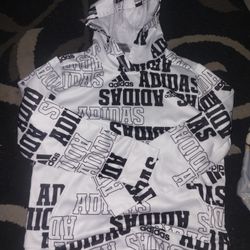 Boys Adidas Hoodie With Pockets, Size 10/12 Boys Large 