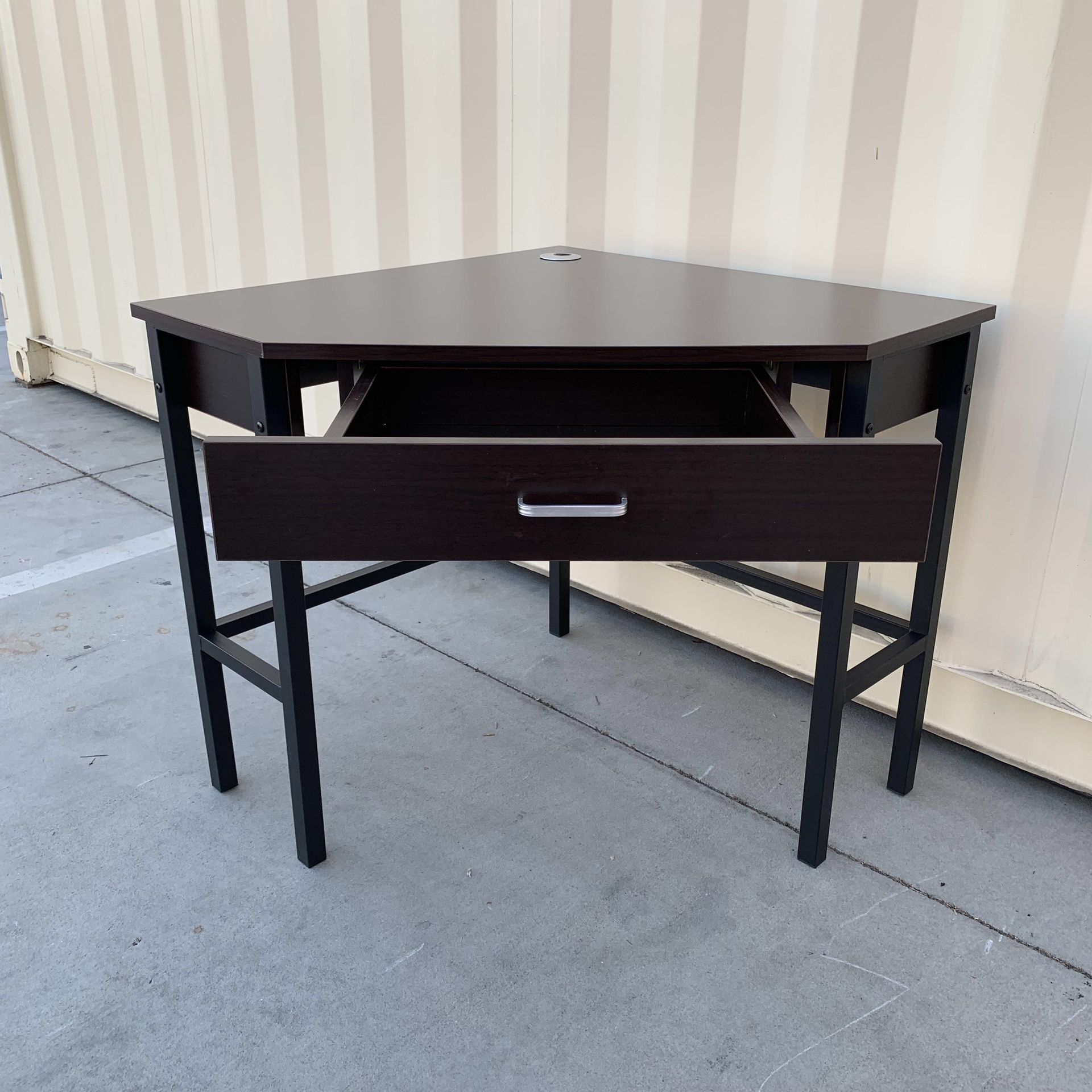 New In Box Space Saving Dark Brown Corner Office Computer Writing Desk With Drawer