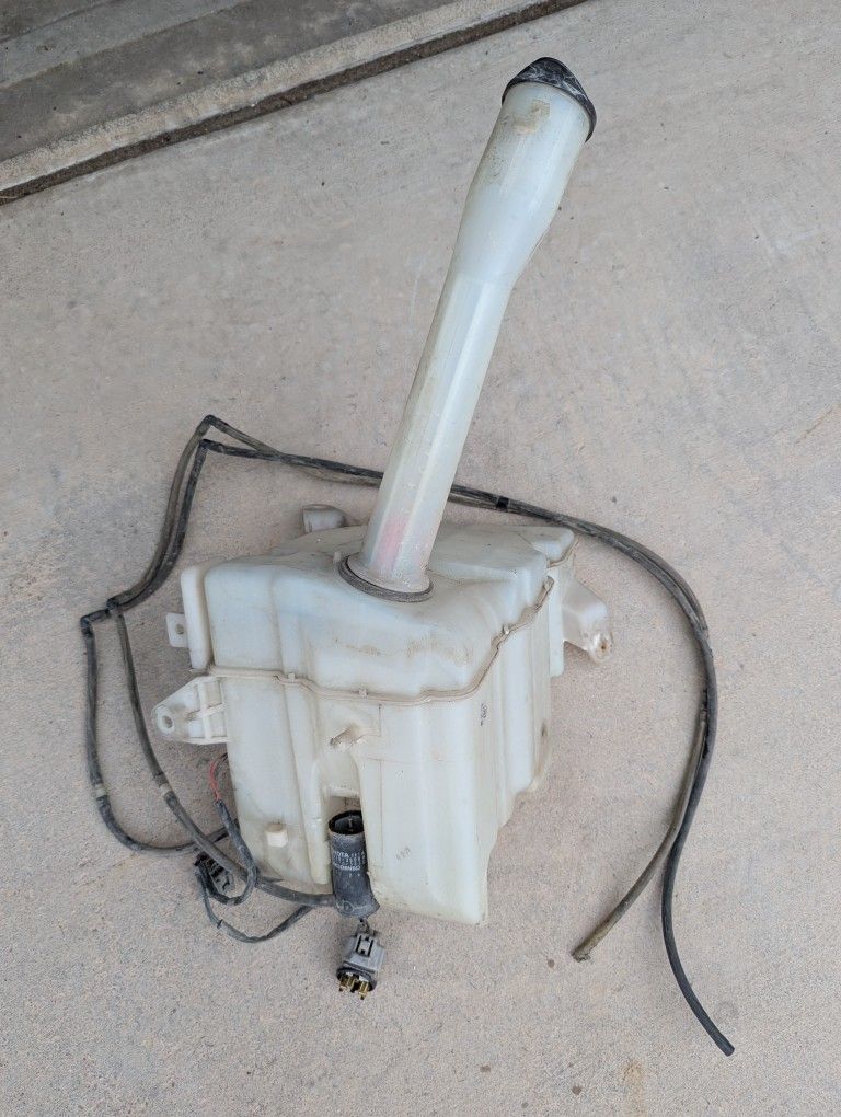 3rd Gen 4Runner Windshield Washer Fluid Tank Bottle Pump Reservoir