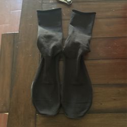 Yeezy Pods