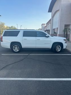 2015 White Chevrolet Suburban LS