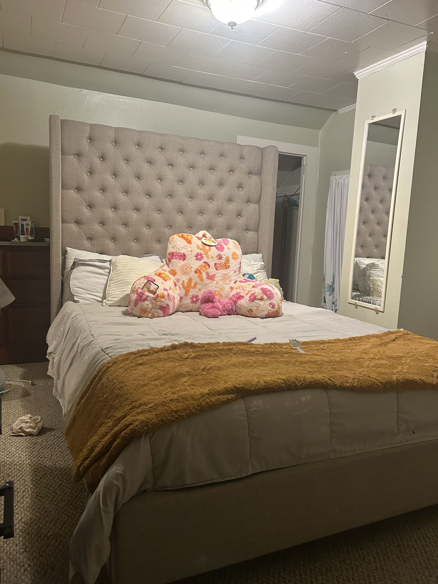 Beautiful Headboard, Bed FRAME AND DRAWER