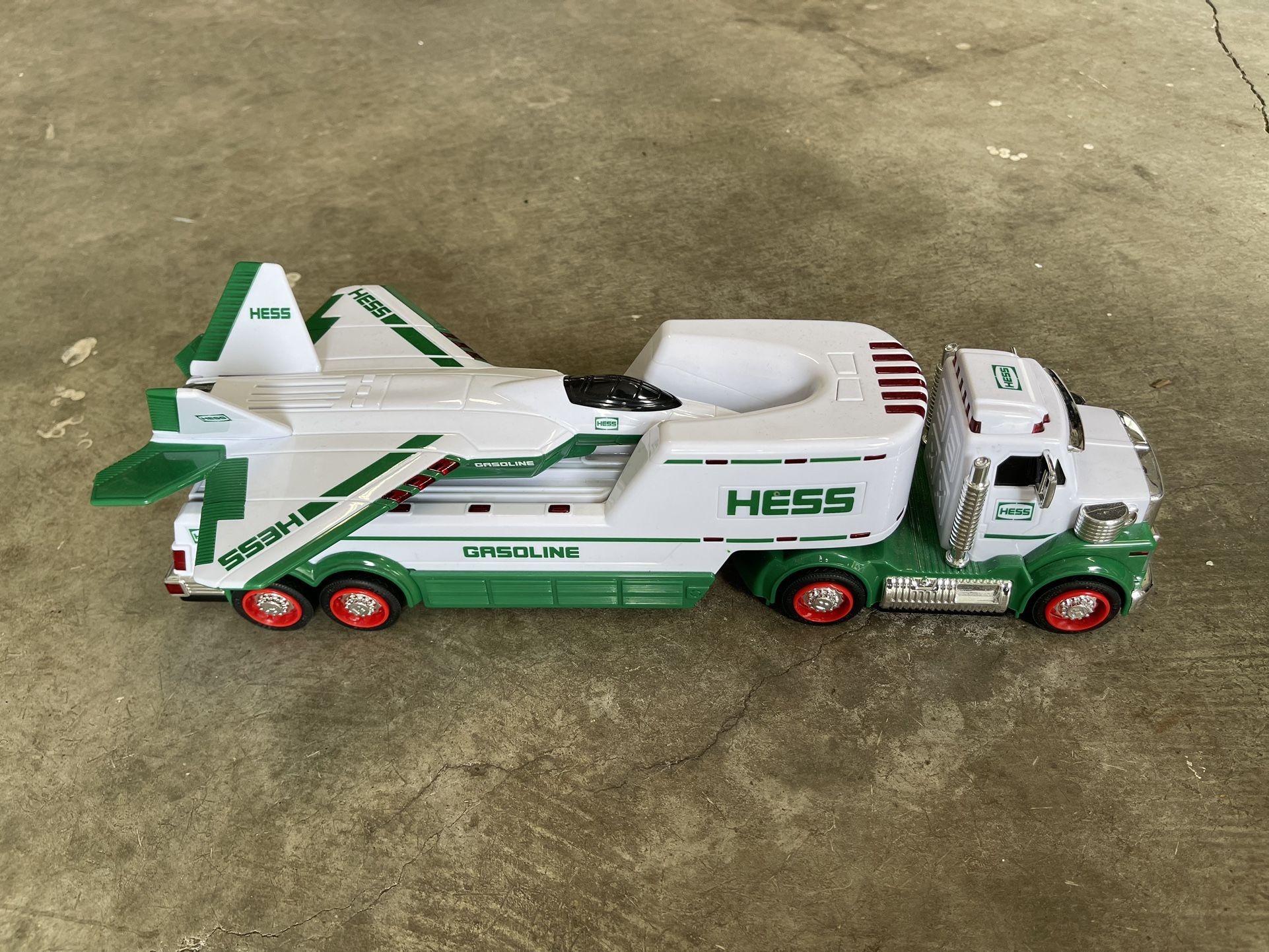 2010 Hess Toy Truck And Jet