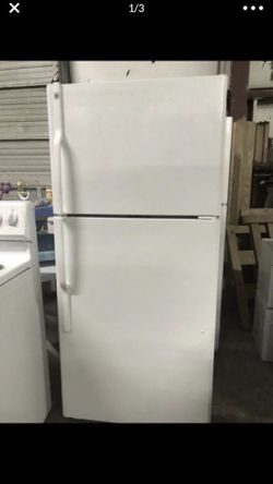 GE White Refrigerator