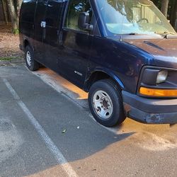 2005 Chevrolet Express 3500