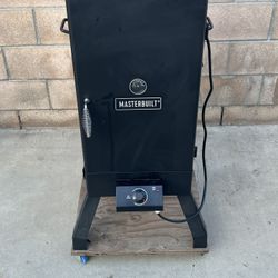 Master built Smoker